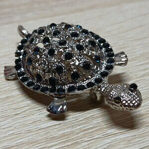 Vintage Silver Tone Dark Green Faux Stone Metal Turtle Pin Brooch #5
